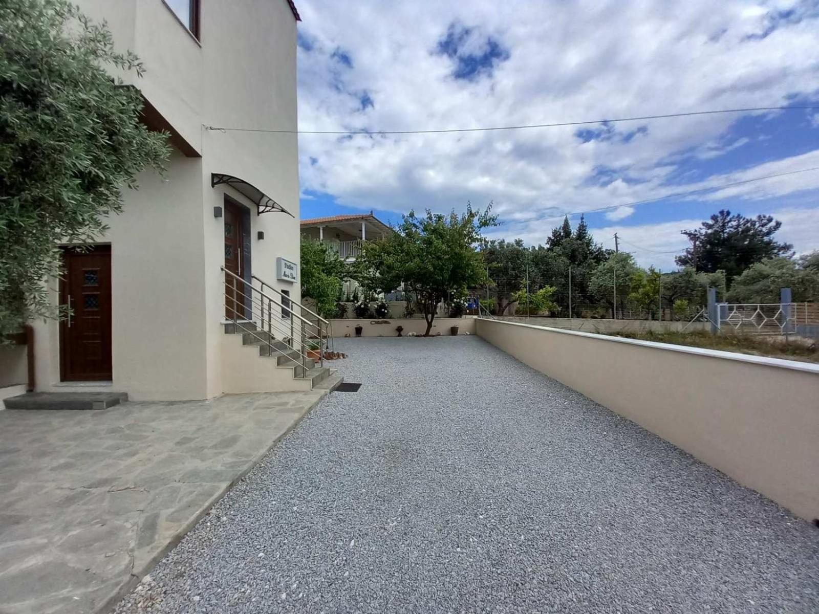 פוטוס Maria Dina Apartments 1 מראה חיצוני תמונה