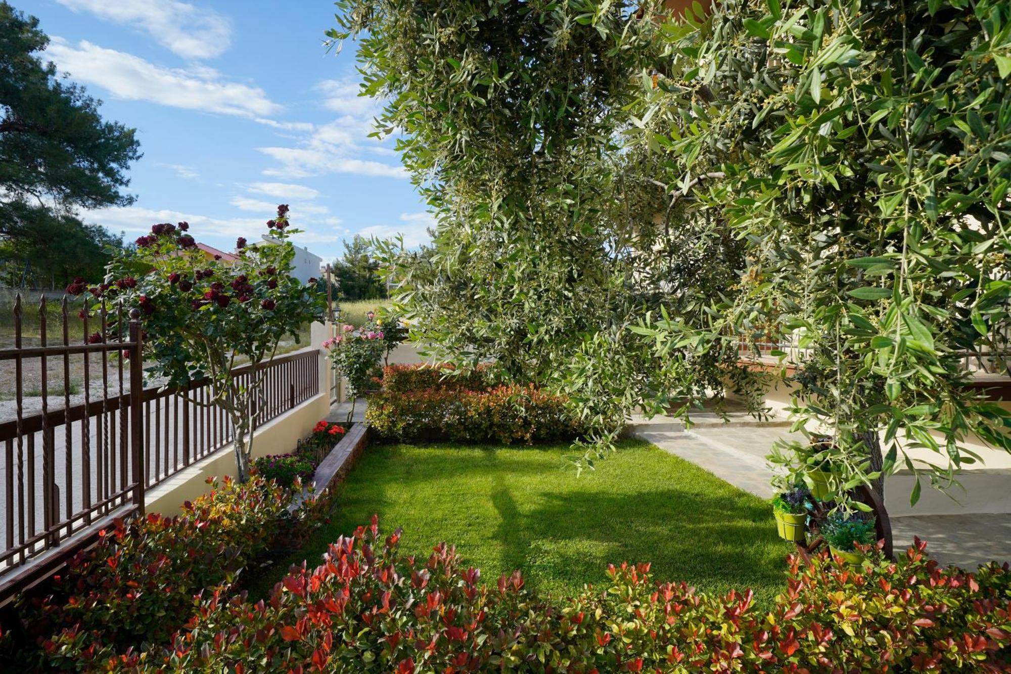 פוטוס Maria Dina Apartments 1 מראה חיצוני תמונה